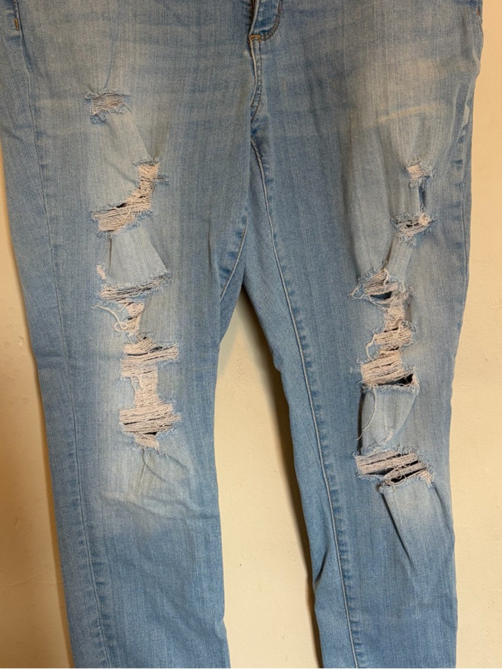 Light Blue Distressed Women’s Jeans - Picture 3 of 5